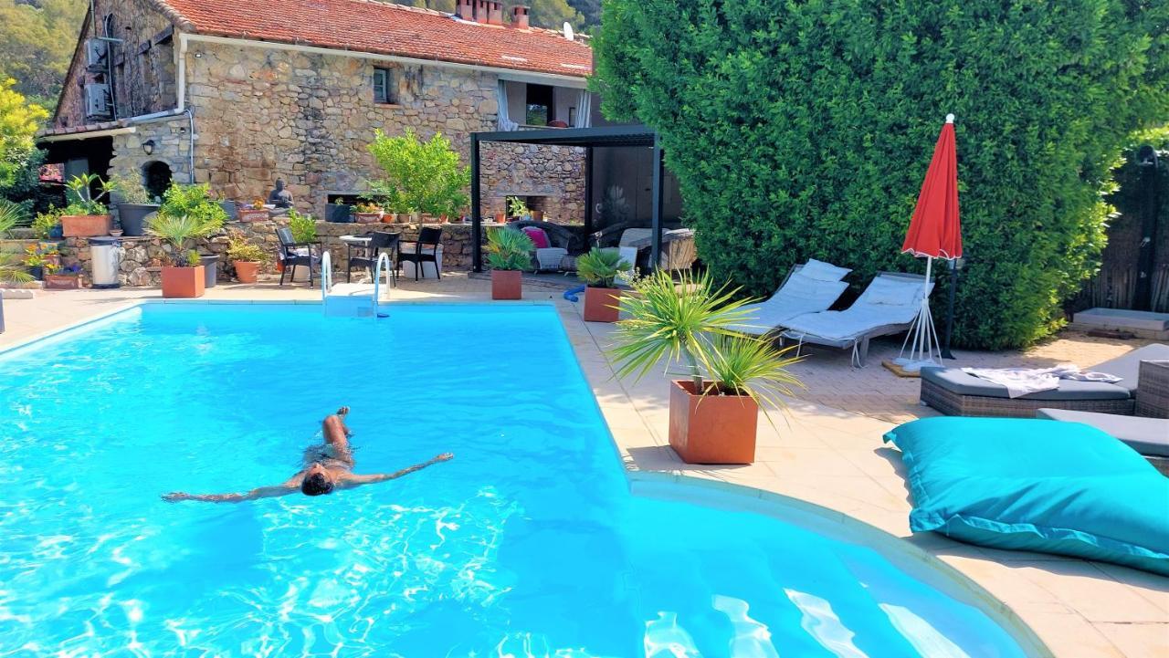 La Bergerie Du Moulin (Adults Only) Bed & Breakfast Taradeau Dış mekan fotoğraf