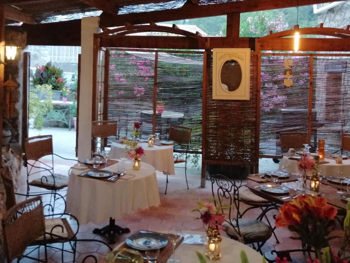 La Bergerie Du Moulin (Adults Only) Bed & Breakfast Taradeau Dış mekan fotoğraf