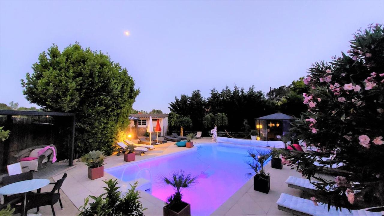 La Bergerie Du Moulin (Adults Only) Bed & Breakfast Taradeau Dış mekan fotoğraf