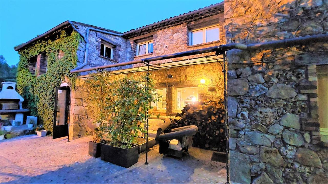 La Bergerie Du Moulin (Adults Only) Bed & Breakfast Taradeau Dış mekan fotoğraf
